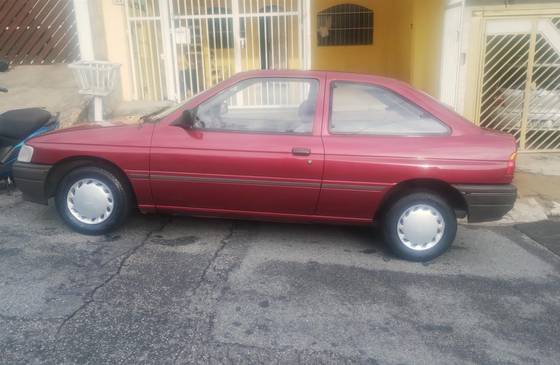 FORD ESCORT 1.6 GL 8V GASOLINA 2P MANUAL